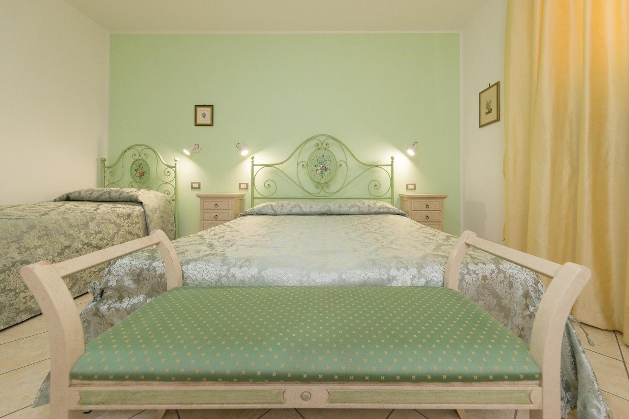 Il Girasole - Ginestra Villa Venturina Terme Bagian luar foto