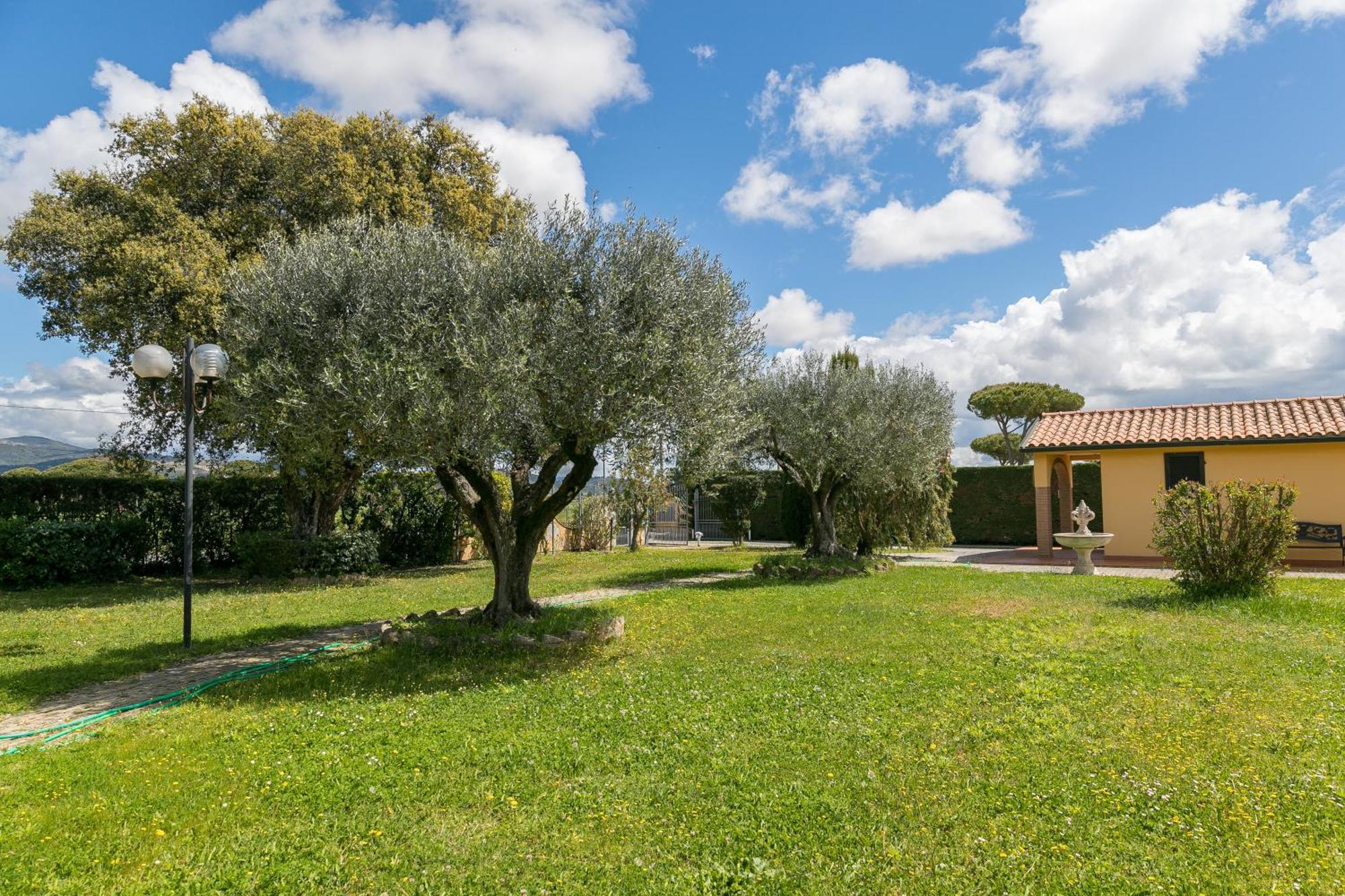 Il Girasole - Ginestra Villa Venturina Terme Bagian luar foto