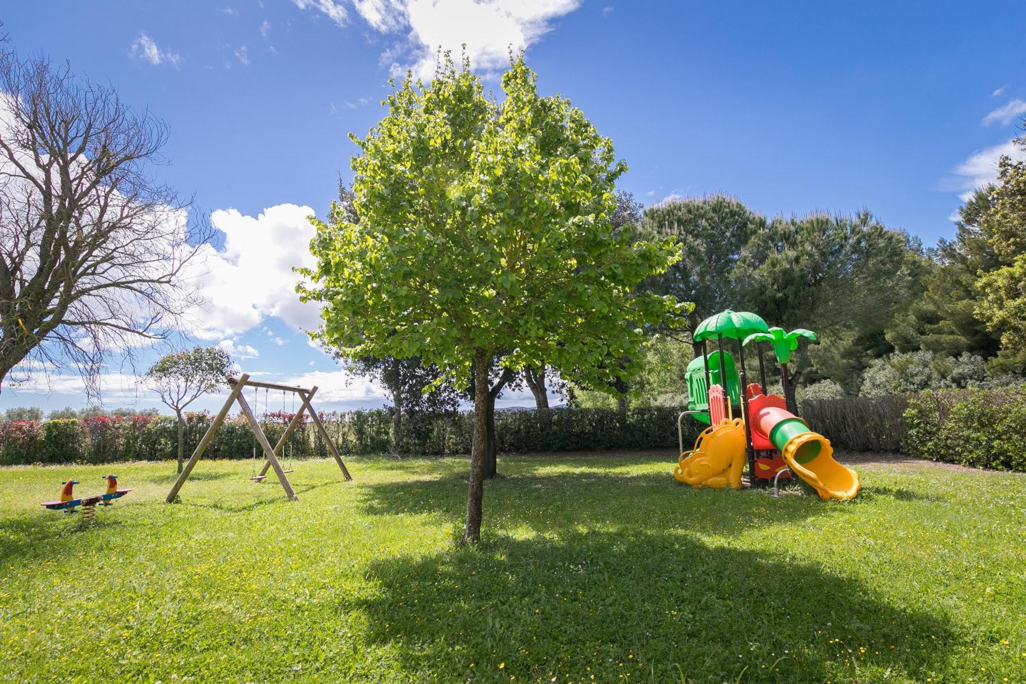 Il Girasole - Ginestra Villa Venturina Terme Bagian luar foto